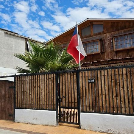 Hostal Sol Y Luna サンティアゴ エクステリア 写真