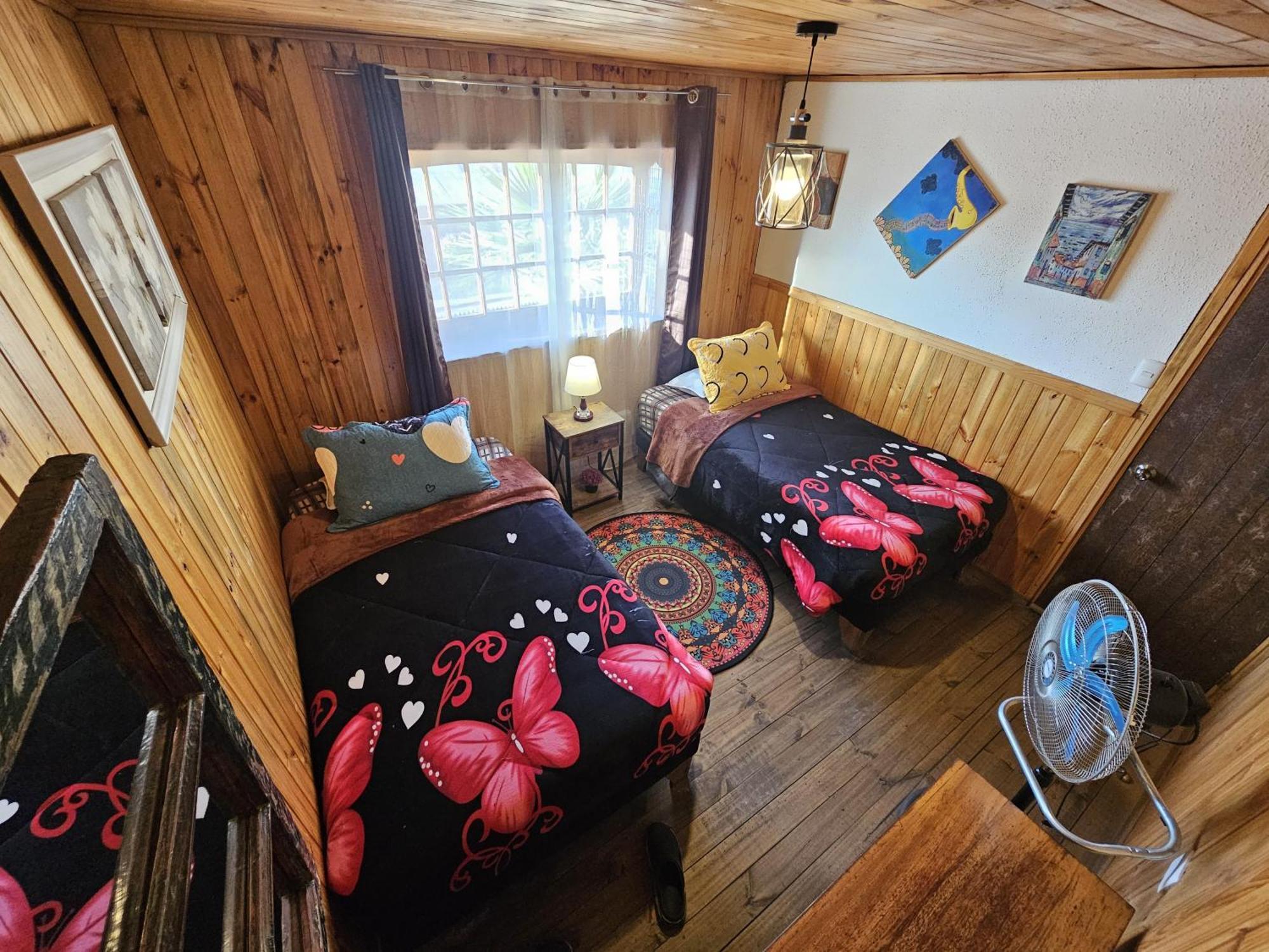 Hostal Sol Y Luna サンティアゴ エクステリア 写真